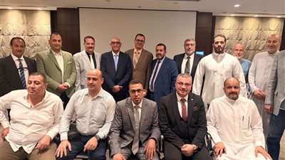 قنصل مصر بجدة يؤسس آلية دائمة للتواصل مع جالية المدينة المنورة