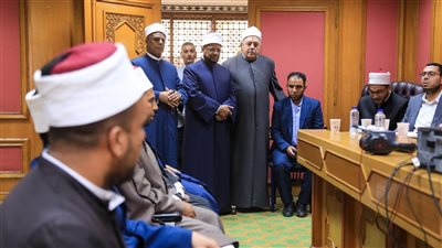وكيل الأزهر وأمين البحوث يتفقدان سير أعمال اليوم الأول من مرحلة اختبارات 