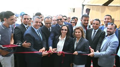 محافظ البحيرة تفتتح مصنع 