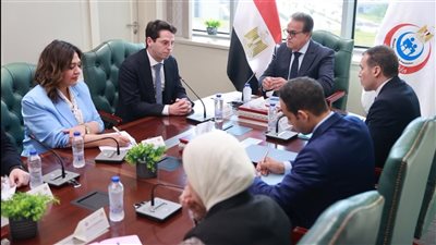 اتفاق بين وزير الصحة و«إيرباص هليكوبترز» لتطوير منظومة الإسعاف الجوي في مصر.. تفاصيل 