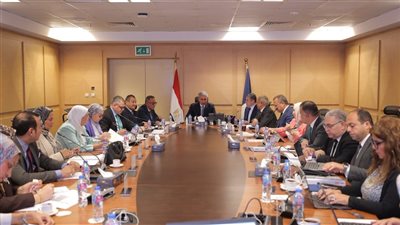 اعتماد الحسابات الختامية وتوجيه شكر لـ