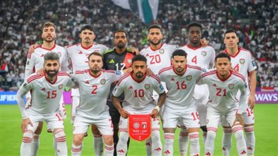 بعثة المنتخب الإماراتي تحط رحالها في جدة استعدادًا لـ 