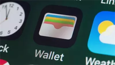 Apple Wallet أم Google Wallet؟ أبرز الفروق بين المحفظتين