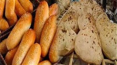 بعد قفزة الدقيق لـ21 ألف جنيه للطن.. هل ترتفع أسعار الفينو والعيش السياحي؟