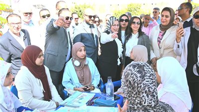 محافظ البحيرة تشهد فعاليات مركز التنمية الشبابية بدمنهور