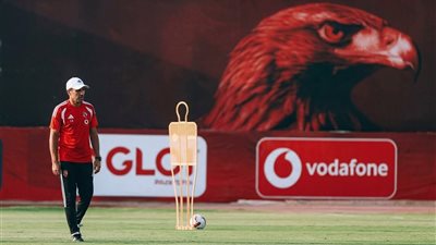 عموتة يجهز مفاجأة في قمة الدوري.. تحرك جديد داخل الأهلي قبل مواجهة الزمالك