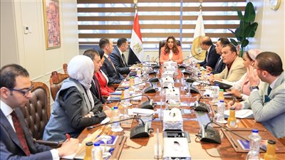 وزيرة التنمية المحلية: الدولة حريصة على تنفيذ منظومة متكاملة للمخلفات بدمياط 