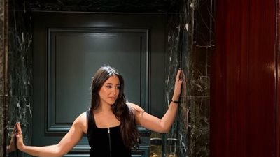 سحر المخمل الأسود.. أسيل عمران تبهر متابعيها بإطلالة مفعمة بالأنوثة