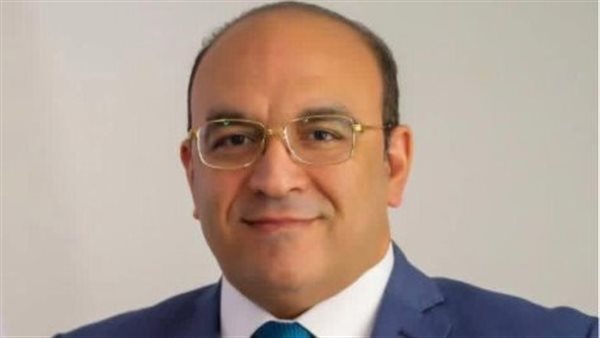 الدكتور تامر مدكور 