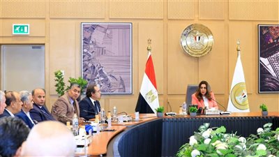 وزيرة البيئة تعقد حوارًا مجتمعيًّا لمتابعة أعمال الصيد وحماية الطيور المهاجرة