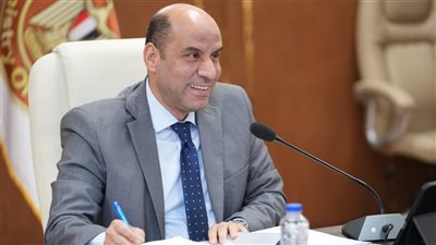 وزير العمل: اعتماد 5732 ناجحًا بمهنة 