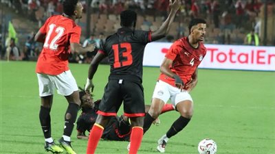 منتخب مصر ضد انجولا