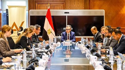 وزير التخطيط : الاقتصاد المصري يستعيد مسار النمو القوي بـ 5.1% ويستهدف 5.4% العام المقبل