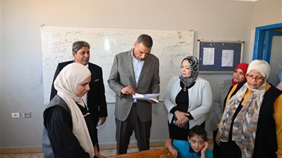محافظ جنوب سيناء يتابع توسعات مدرسة جيل أكتوبر بشرم الشيخ