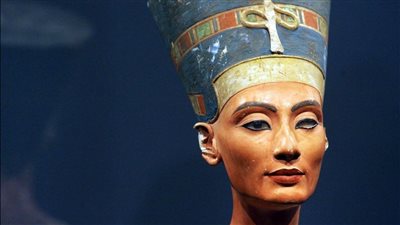 نفرتيتي 