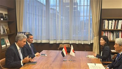 شريف فتحي يبحث تعزيز التعاون الثقافي والسياحي مع اليابان ويدعو مفوض الشئون الثقافية لزيارة مصر