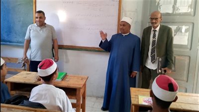 رئيس منطقة قنا الأزهرية ولجان المتابعة يتابعون معاهد المنطقة