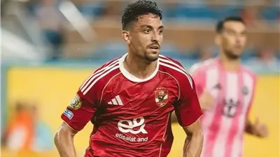 الأهلي يحسم موقفه.. تطور جديد في إصابة طاهر محمد طاهر