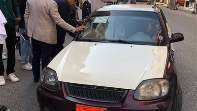 محافظ الدقهلية يتابع حركة الركوب بموقف السرفيس بشارع جيهان 