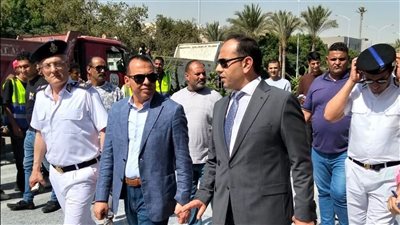 57 قرار غلق وتشميع لمحال بدون تراخيص بمدينة 6 أكتوبر 