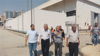 مستشار رئيس مجلس الوزراء للمشروعات يتفقد رافع أبو عويقل ويشيد بكفاءة العمل