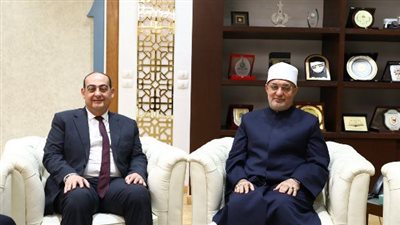 مفتي الجمهورية يبحث مع مساعد وزير الخارجية تعزيز الحضور الديني والثقافي