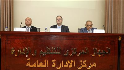 محافظ القاهرة: الهدف الأساسي من تطوير الجهاز الإداري خدمة المواطنين وتحقيق رضاهم
