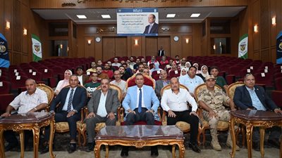 محافظ جنوب سيناء يشهد ختام قافلة جامعة الأزهر 