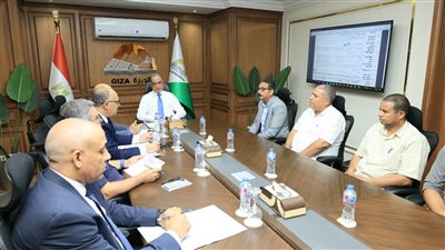 محافظ الجيزة يختبر كفاءات المتقدمين لقيادة الوحدات المحلية القروية