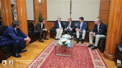 قيادات طبية من جامعة كيل الألمانية يزورون مستشفيات الطوارئ وأبو الريش الياباني