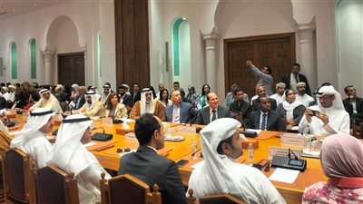 وزير الاتصالات البحريني من الجامعة العربية: الشباب العربي رهان التنمية والتعايش وبناء مستقبل الأمة