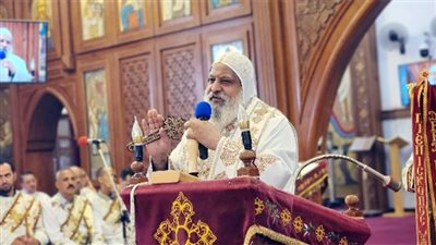 في ذكرى ميلاد الأنبا ميخائيل.. من عمارة الحجر إلى خدمة وتعمير حياة الأقباط