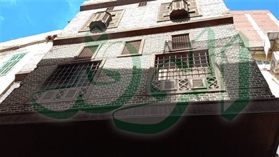 جدرانه احتضنت التاريخ واستضافت الثوار.. رحلة داخل 