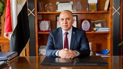 الدكتور محمد عبد العاطي، وزير الموارد المائية والري السابق    