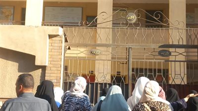 استياء أولياء أمور طالبات فتيات طنطا الإعدادي إثر نقلهن وتسكين طالبات النموذجي بالغربية