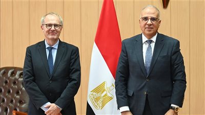 وزير الري يبحث مع مدير مكتب اليونسكو بالقاهرة تعزيز التعاون في مجالات المياه 