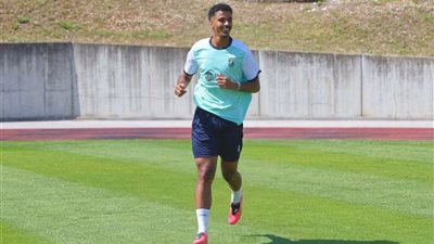حسام عبد المجيد يصعِّد ضد الزمالك..تفاصيل أزمة الـ800 ألف جنيه والإنذار الرسمي