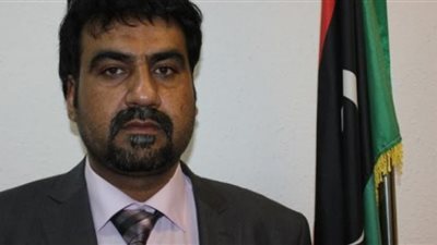 مسئول ليبي يطالب بسرعة التحقيق في حريق حقل النفط بمدينة جالو
