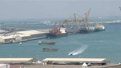 إعادة فتح مواني السويس بعد هدوء العواصف