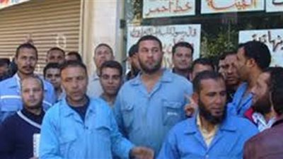 نقل 5 من عمال 