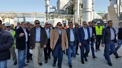 1.9 مليار دولار لتنفيذ مشروعات للغاز الطبيعي بدمياط