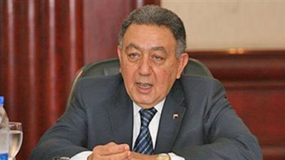 سفير مصر بإيطاليا يؤكد تمسك الحكومة بخارطة الطريق