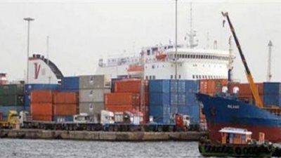 إغلاق بوغازي الإسكندرية والدخيلة لسوء الأحوال الجوية