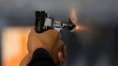 عامل يصيب نفسه بطلق ناري أثناء عبثه في سلاح بمنشأة القناطر