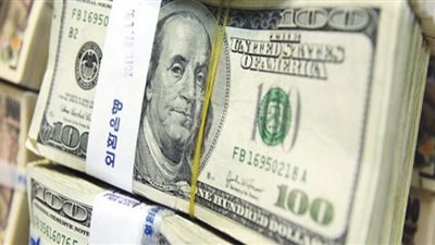 تفاوت أسعار صرف الدولار في البنوك.. ويسجل 17.82 جنيه