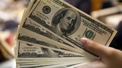 تفاوت أسعار الدولار في البنوك المصرية