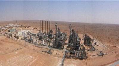 إرهابيون يهاجمون بالصواريخ منشأة للغاز الطبيعي في الجزائر