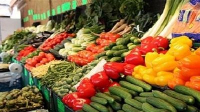 بالفيديو.. انخفاض أسعار الخضراوات والفاكهة في سوق الجملة