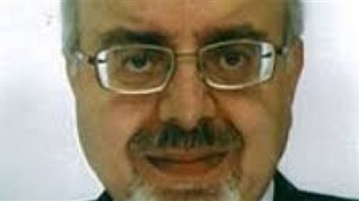 إياد أبو شقرا يكتب : قانون نيوتن الثالث» في وطنٍ أسير