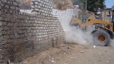 إيقاف 3 حالات بناء مخالف في مغاغة بالمنيا
